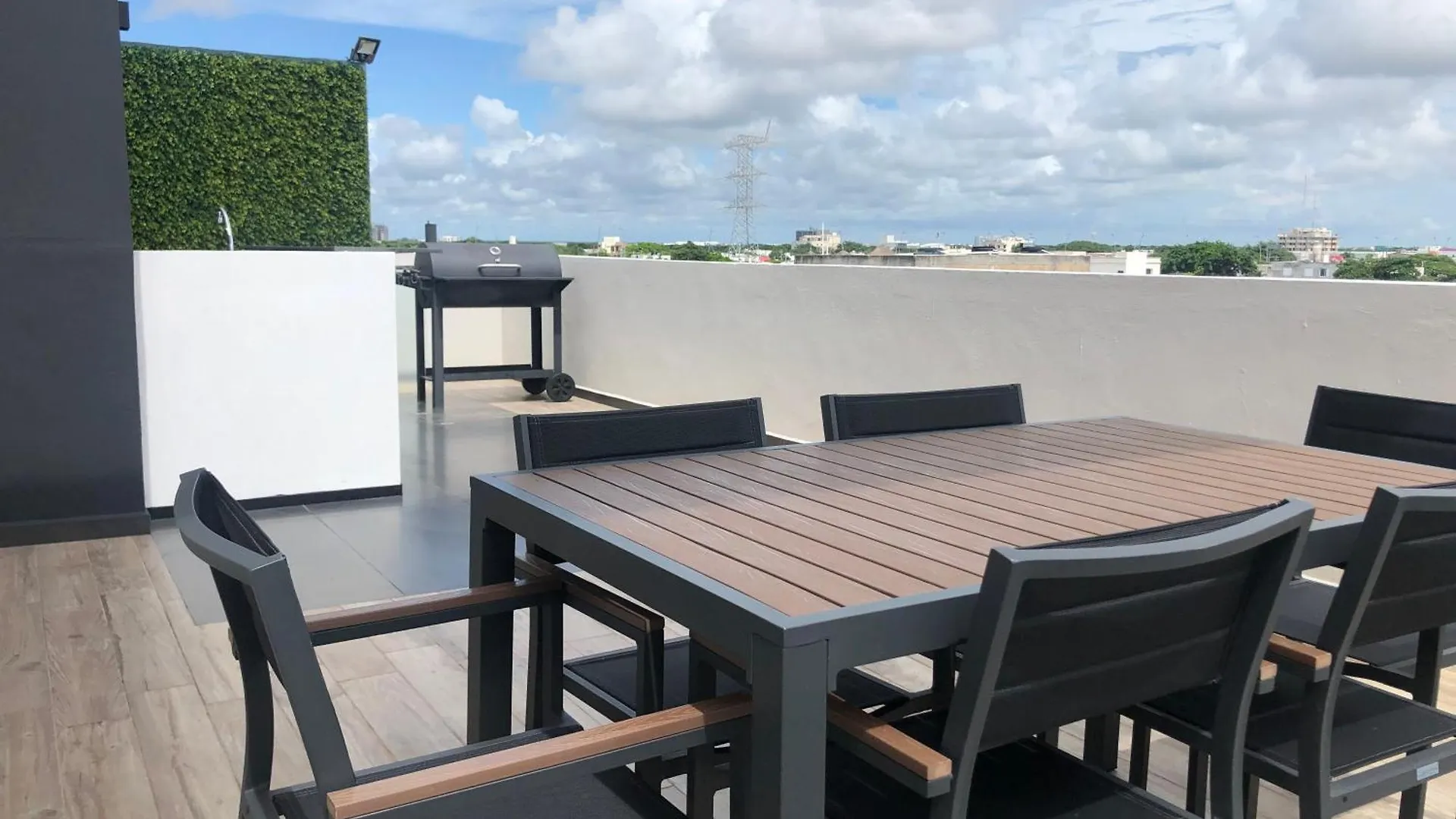 Apartment Workspace-Reliable Wifi-Ac Close To Everything Playa del Carmen Mexico